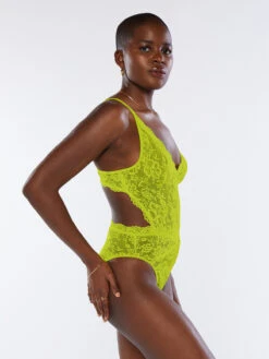 Floral Lace Teddy -Savage X Fenty FLORAL LACE TEDDY LI2147002 3208 3 1200x1600 1