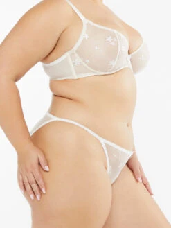 Foiled Sprigs Embroidered String Bikini -Savage X Fenty FOILED SPRIGS EMBROIDERED STRING BIKINI UD2147007 1511 3 1200x1600 1