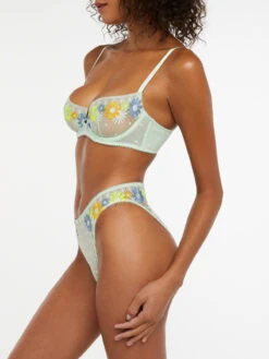 Free Spirit Floral Embroidered High-Leg Bikini -Savage X Fenty FREE SPIRIT FLORAL EMBROIDERED HIGH LEG BIKINI UD2146080 10764 3 1200x1600 1