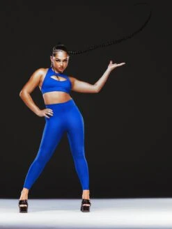 Hotline Medium-Impact Sports Bra 8 Hotline Medium-Impact Sports Bra -Savage X Fenty HOTLINE MEDIUM IMPACT SPORTS BRA SV2253940 5322 3 1200x1600 1