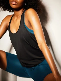 Light Layer Open-Back Tank -Savage X Fenty LIGHT LAYER OPEN BACK TANK TP2355621 0687 3 1200x1600 1