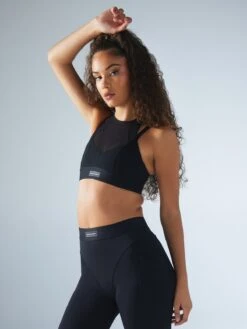 Lineup Medium-Impact Mesh Sports Bra -Savage X Fenty LINEUP MEDIUM IMPACT MESH SPORTS BRA SV2253875 0687 3 1200x1600 1