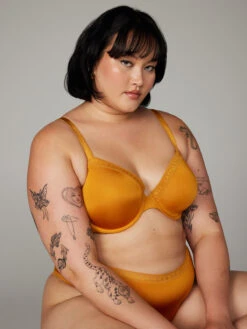 NEW Microfiber Logo-Trim T-Shirt Bra