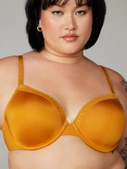 NEW Microfiber Logo-Trim T-Shirt Bra 12 NEW Microfiber Logo-Trim T-Shirt Bra -Savage X Fenty MICROFIBER LOGO TRIM T SHIRT BRA BA2355600 9123 5 1200x1600 1