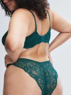 Romantic Corded Lace Brazilian Panty -Savage X Fenty ROMANTIC CORDED LACE BRAZILIAN PANTY UD2148547 6909 3 1200x1600 1