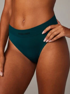 Seamless High-Waist Thong Panty -Savage X Fenty SEAMLESS HIGH WAIST THONG PANTY UD2357464 6909 4 1200x1600 1